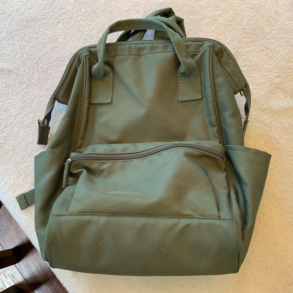 Olive Green Men's Backpack dsw.  SKU 2254 CS